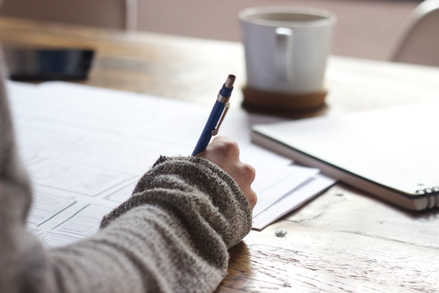 Manual Compliance Risks: Insights and Tips for HR